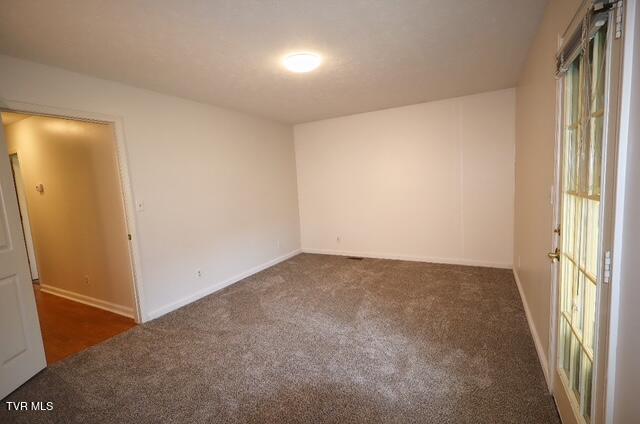 723 Teasel Dr Unit 00, Kingsport, TN 37660 - unfurnished room with carpet flooring and baseboards