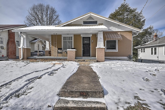 view of front of property with covered porch