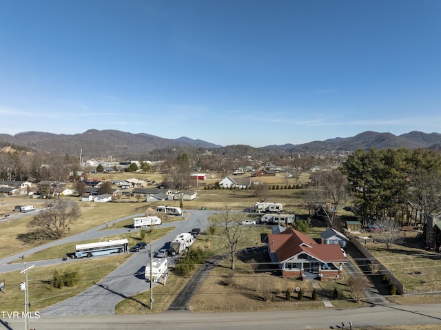 bird's eye view featuring a mountain view