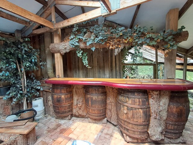 169 Church Cir, Bristol, TN 37620 - bar with lofted ceiling