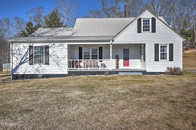 view of front facade featuring a front lawn and covered porch