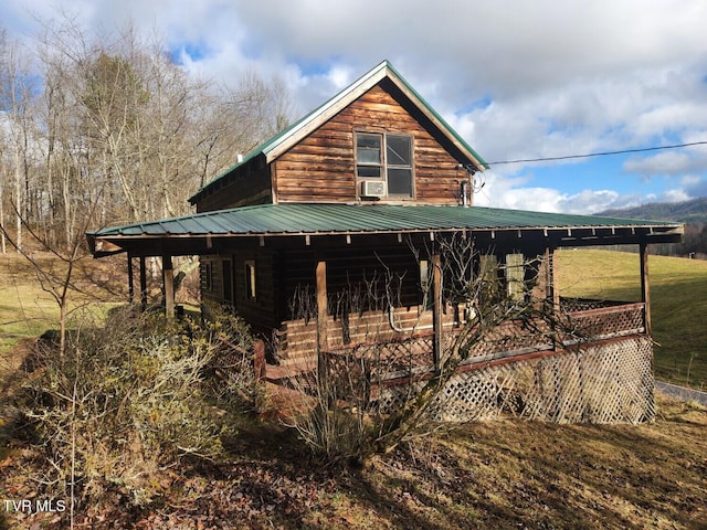 view of property exterior