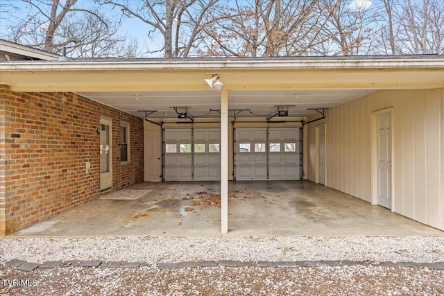 520 Heritage Ln, Jonesborough, TN 37659 - garage featuring a carport and a garage door opener