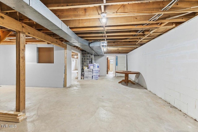 520 Heritage Ln, Jonesborough, TN 37659 - unfinished below grade area featuring concrete block wall