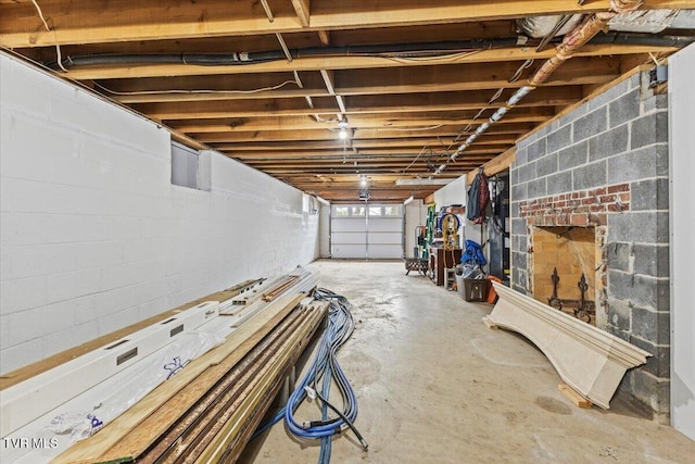 520 Heritage Ln, Jonesborough, TN 37659 - view of garage