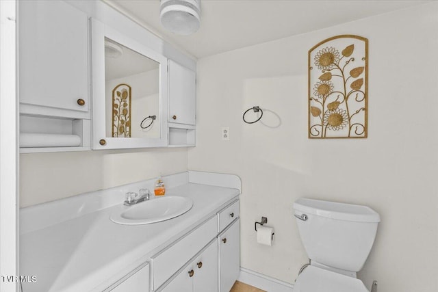 520 Heritage Ln, Jonesborough, TN 37659 - bathroom featuring vanity and toilet