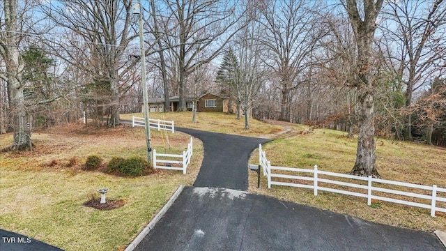 520 Heritage Ln, Jonesborough, TN 37659 - view of road with aphalt driveway