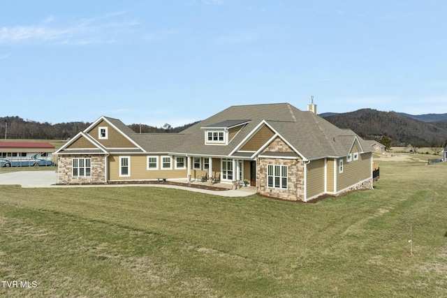 132 Hamilton Rd, Elizabethton, TN 37643 - craftsman inspired home with a mountain view and a front lawn