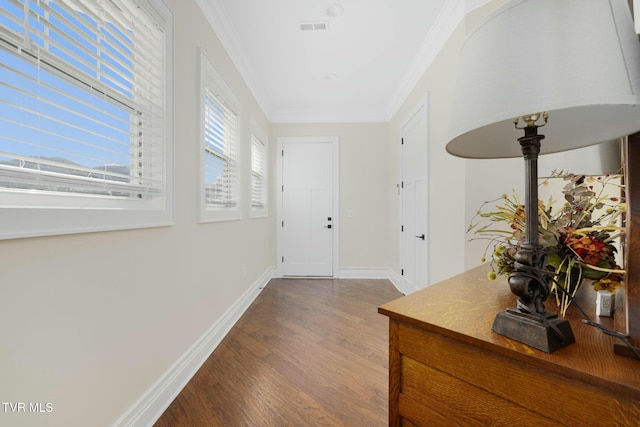 132 Hamilton Rd, Elizabethton, TN 37643 - entryway featuring crown molding and hardwood / wood-style floors