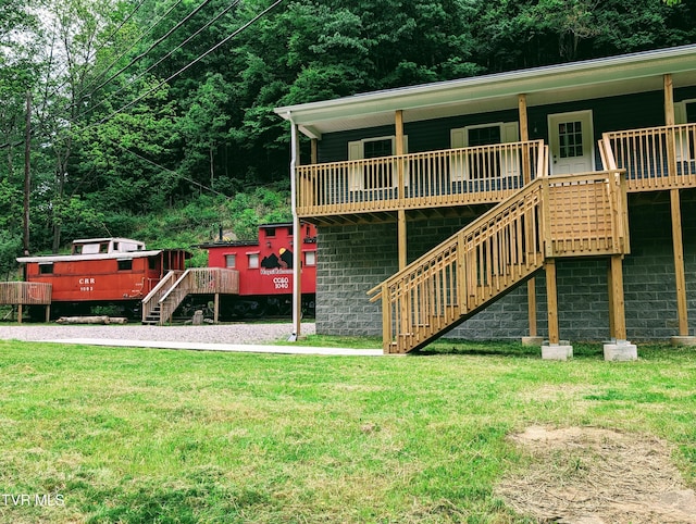 view of jungle gym featuring a yard