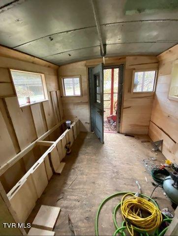 bathroom featuring vaulted ceiling