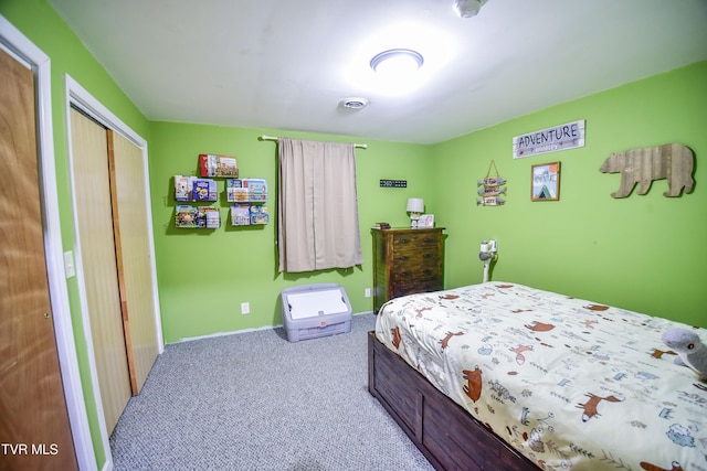 view of carpeted bedroom