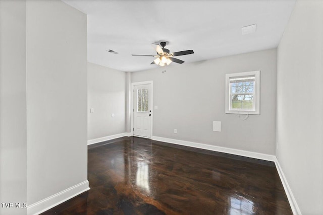 empty room with ceiling fan