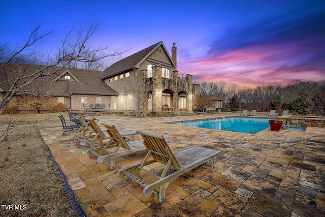 400 Bancroft Chapel Rd, Kingsport, TN 37660 - pool at dusk with a patio and an outdoor pool
