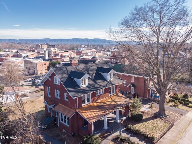 bird's eye view featuring a mountain view