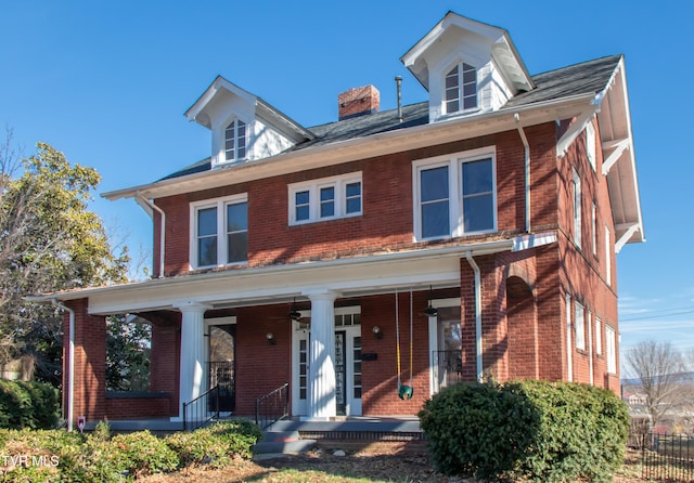 view of front of home featuring a porch