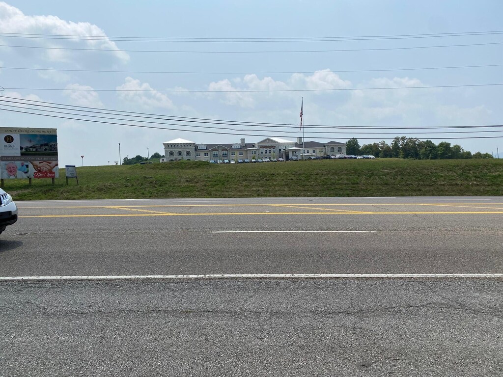 TBD Fort Henry Dr, Kingsport, TN 37664 - photo 3