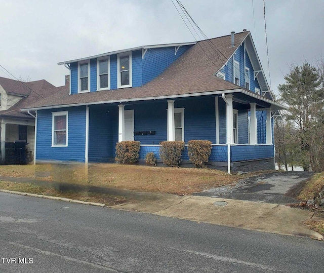 view of front of home with a porch