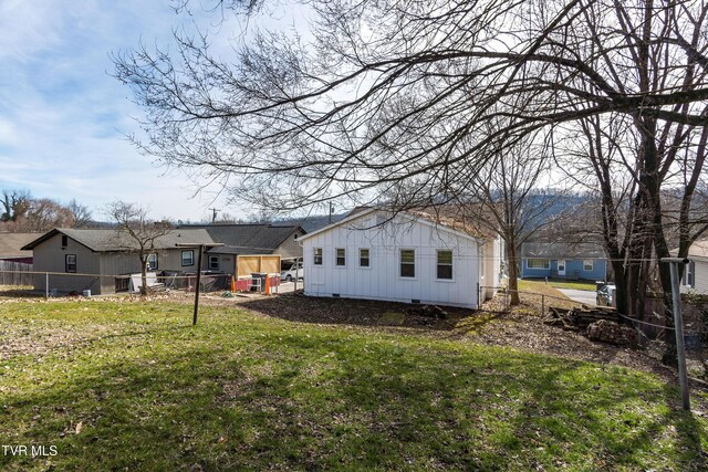 204 Johnston Ave, Bristol, TN 37620 - view of yard featuring fence