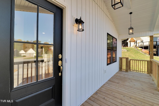 entrance to property with covered porch