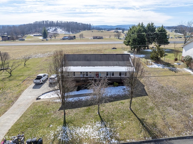 birds eye view of property featuring a rural view