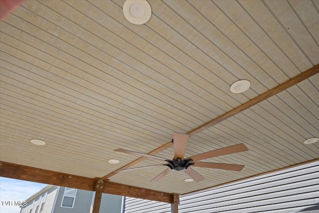 details featuring a ceiling fan