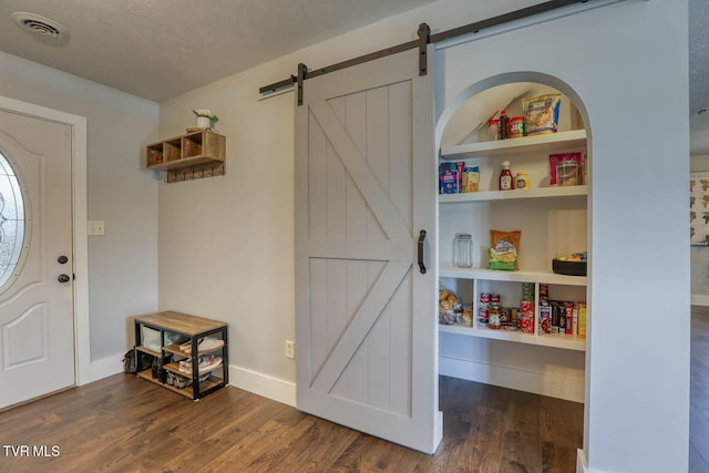 pantry featuring visible vents