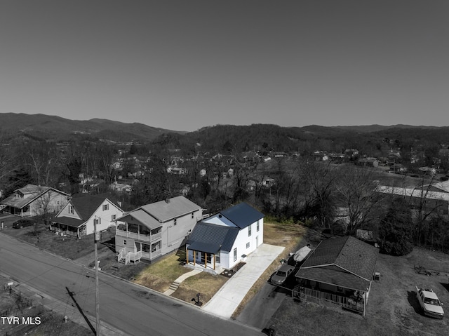 bird's eye view with a residential view