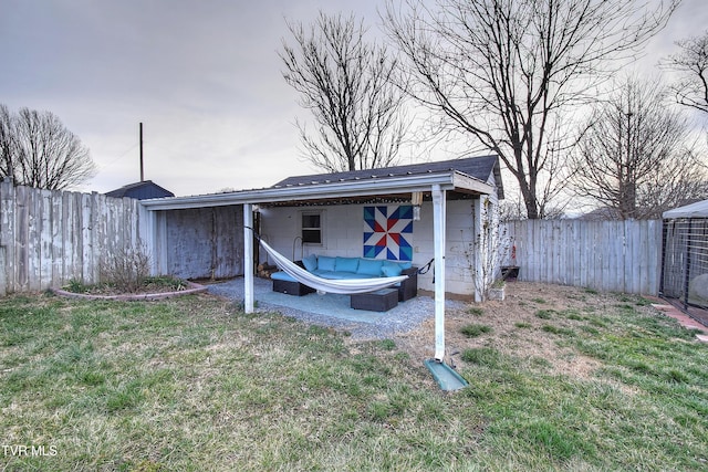 view of yard featuring a fenced backyard