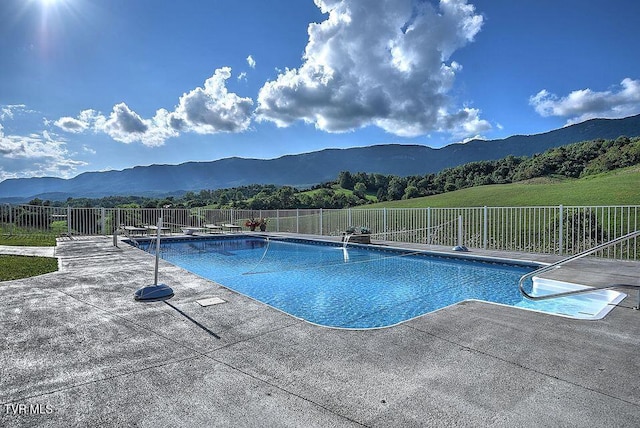 251 Fee Trl, Ewing, VA 24248 - view of swimming pool featuring a fenced in pool, fence, and a mountain view