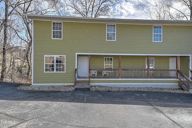 view of front of house with a porch