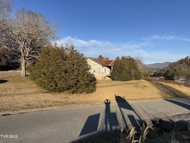 Listing photo 2 for 108 Moody Rd, Butler TN 37640