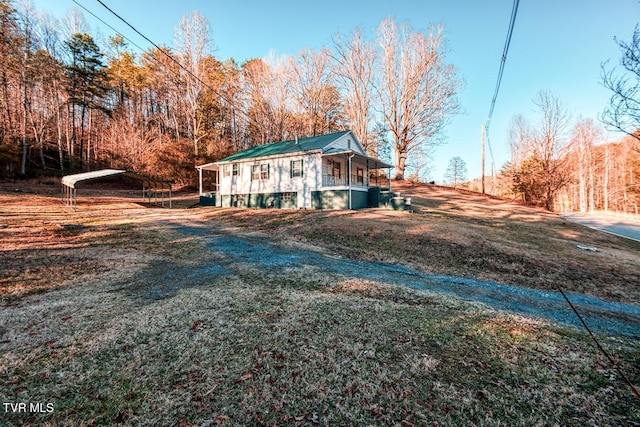 view of front facade featuring covered porch