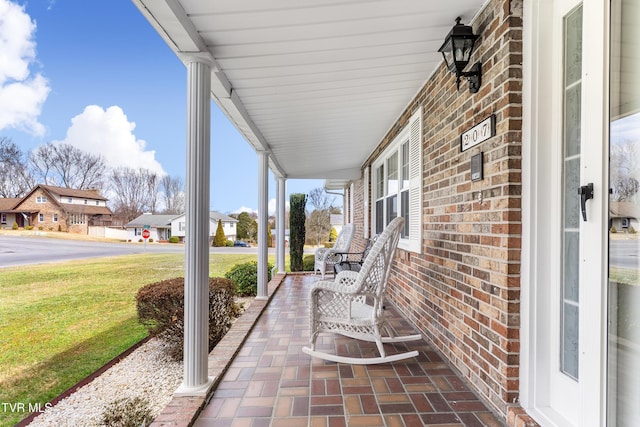 view of patio / terrace with covered porch