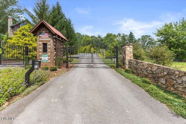 4014 Callalantee Dr, Mountain City, TN 37683 - photo 10