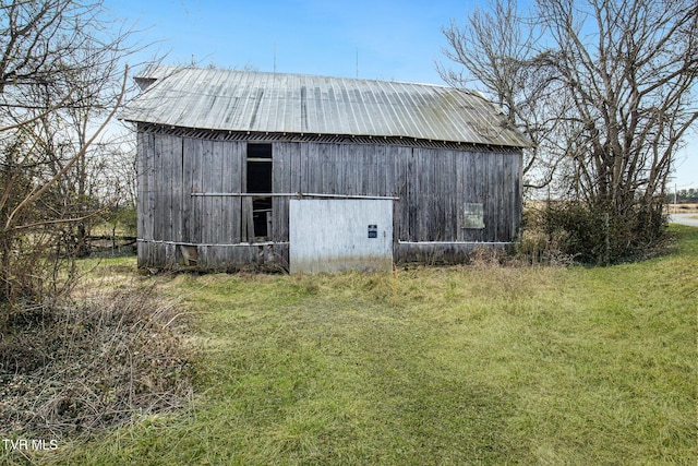 view of outdoor structure with an outdoor structure