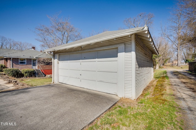 view of detached garage