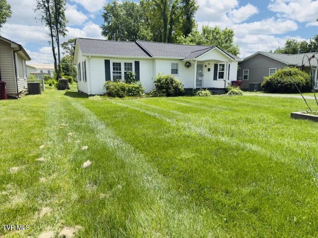 1310 E Chilhowie Ave, Johnson City, TN 37601 - photo 1