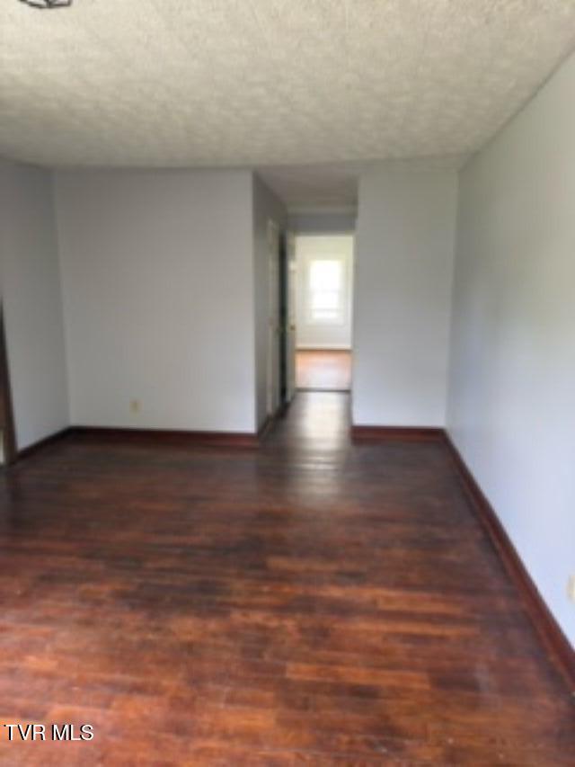 1310 E Chilhowie Ave, Johnson City, TN 37601 - photo 10