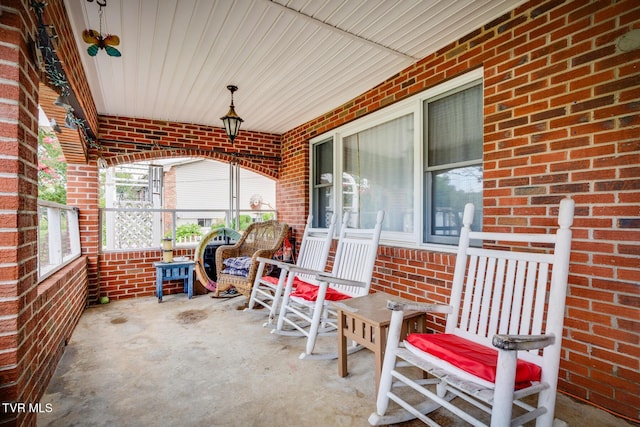 view of patio / terrace with covered porch