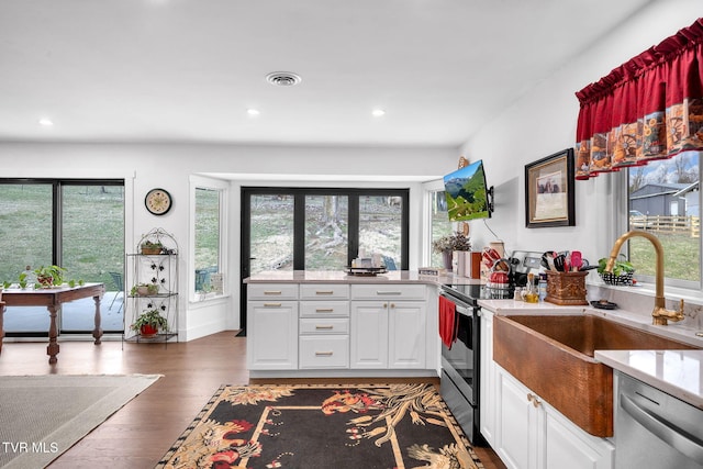 2256 Boones Creek Rd, Johnson City, TN 37615 - kitchen with visible vents, white cabinetry, recessed lighting, appliances with stainless steel finishes, and dark wood-style flooring