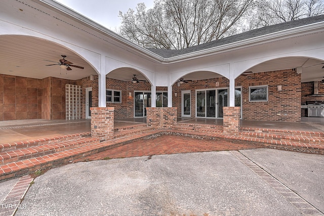 view of patio featuring ceiling fan