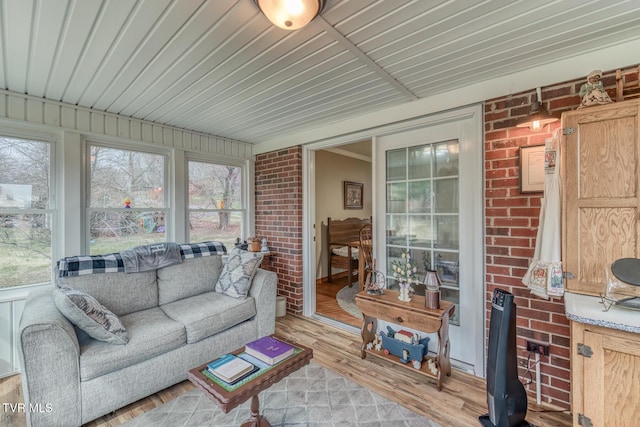 sunroom / solarium with a healthy amount of sunlight