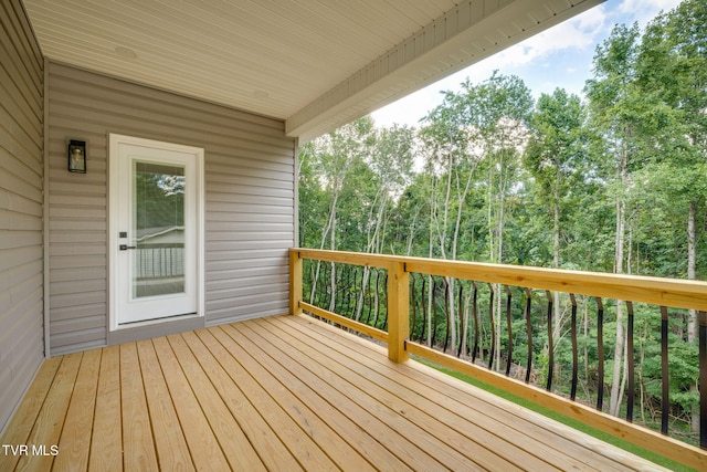 129 Stratton Pl, Kingsport, TN 37663 - wooden deck featuring view of wooded area