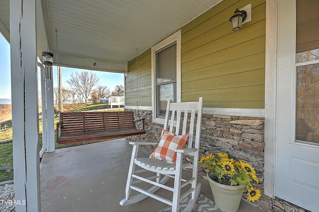 view of patio / terrace with covered porch