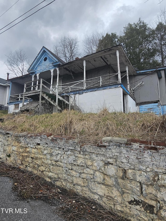 view of side of property