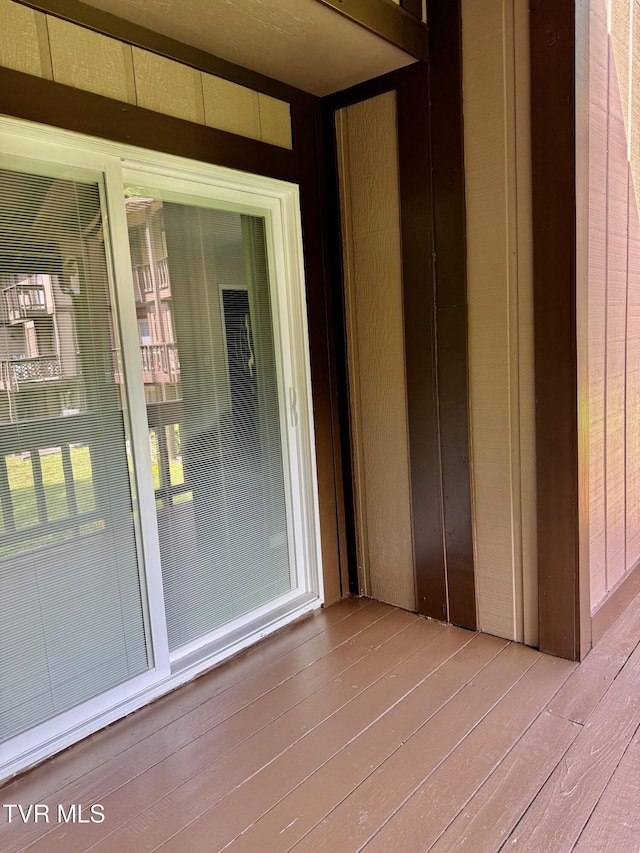 24204 Woodridge Cir Unit D, Bristol, VA 24202 - view of deck