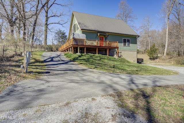 137 Unaka View Rd, Johnson City, TN 37601 - exterior space with metal roof, a wooden deck, and driveway
