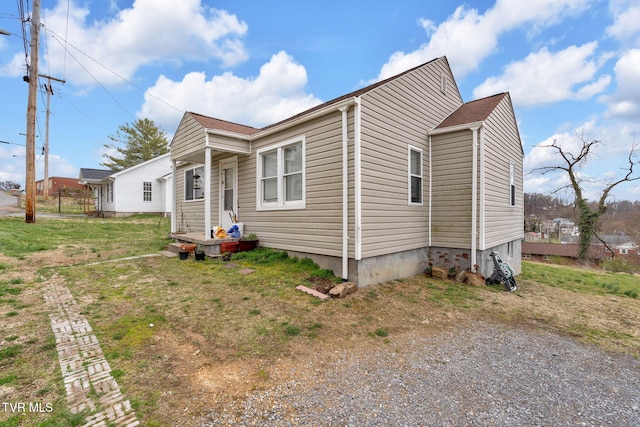 view of side of property