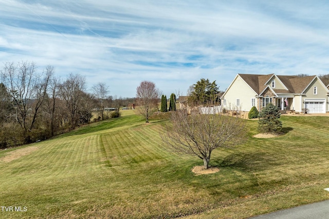 20324 Josh Allen Dr, Abingdon, VA 24211 - view of yard with a garage